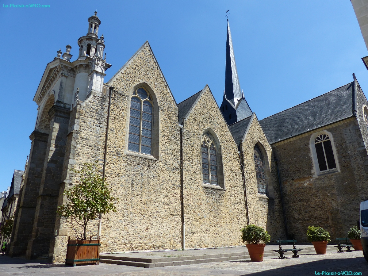 Laval - Église Saint-Vénérand