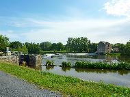 La Mayenne - Écluse de Ménil