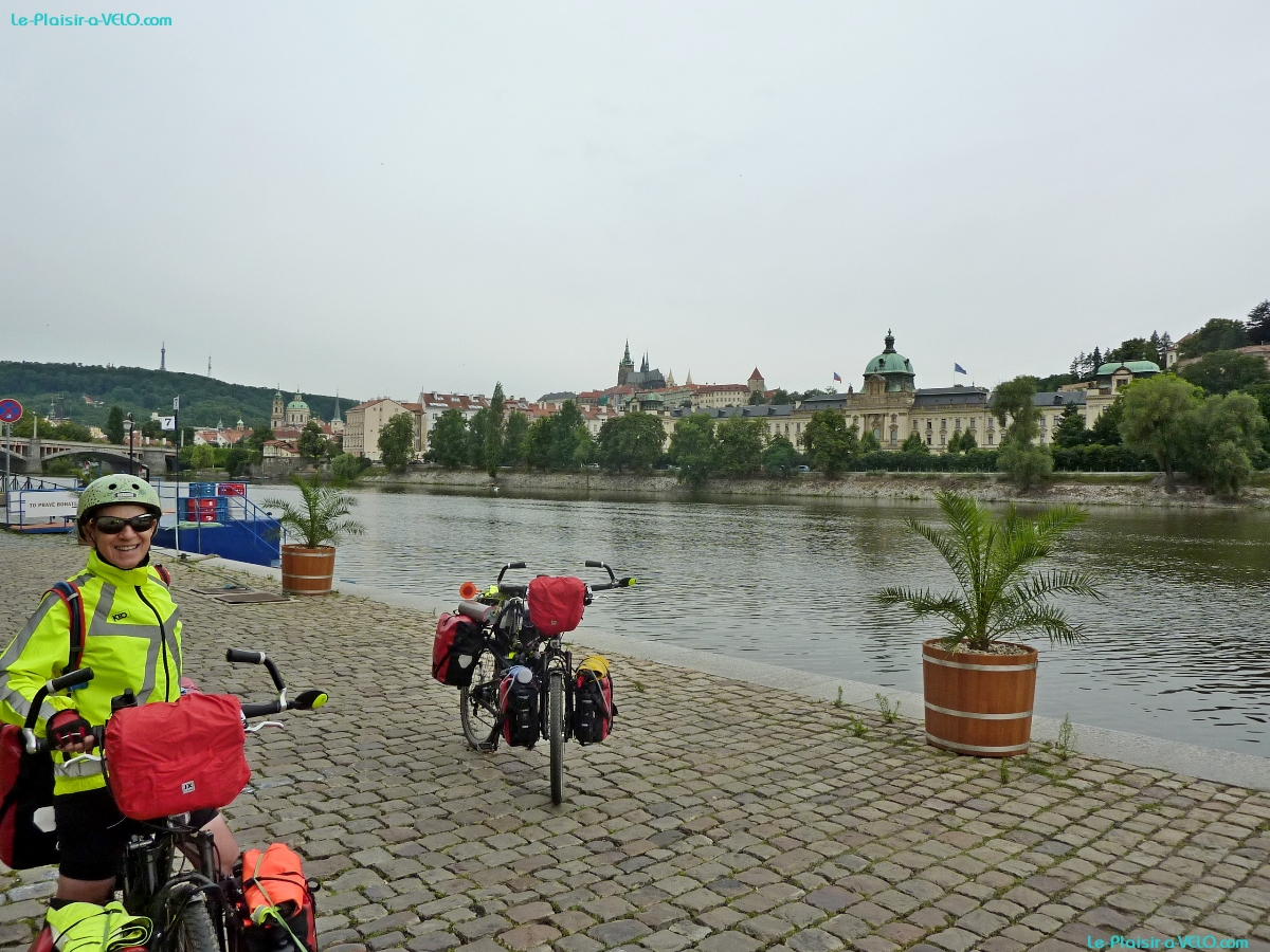 Praha - Staroměstská Náplavka