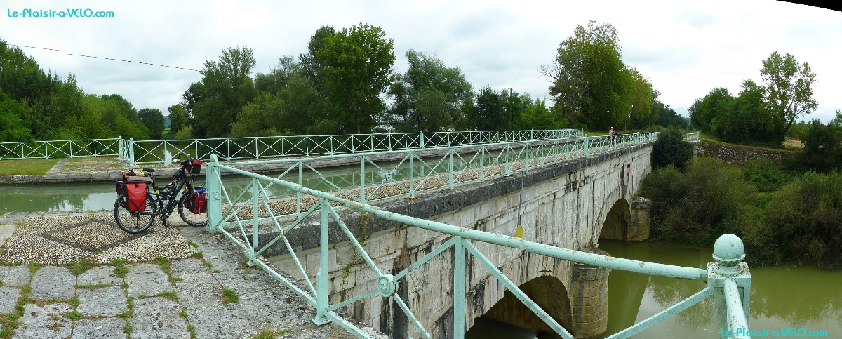 Canal de Garonne - Feugarolles - Pont canal sur La Baïse