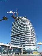 Bremerhaven — ⑴ Aussichtsplattform Sail City — ⑵ Richtfunkturm (radar)