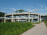Voie cyclable en colimaçon pour accès facile au pont - Donaubrücke Randauffahrt bei Pöchlarn