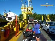 Archipel de Turku - Korpo (Retais) - Les camions de vidange ont partout la même odeur… beurk ! — ⑴ Un petit coup de Ferry pour passer à Pärnäs