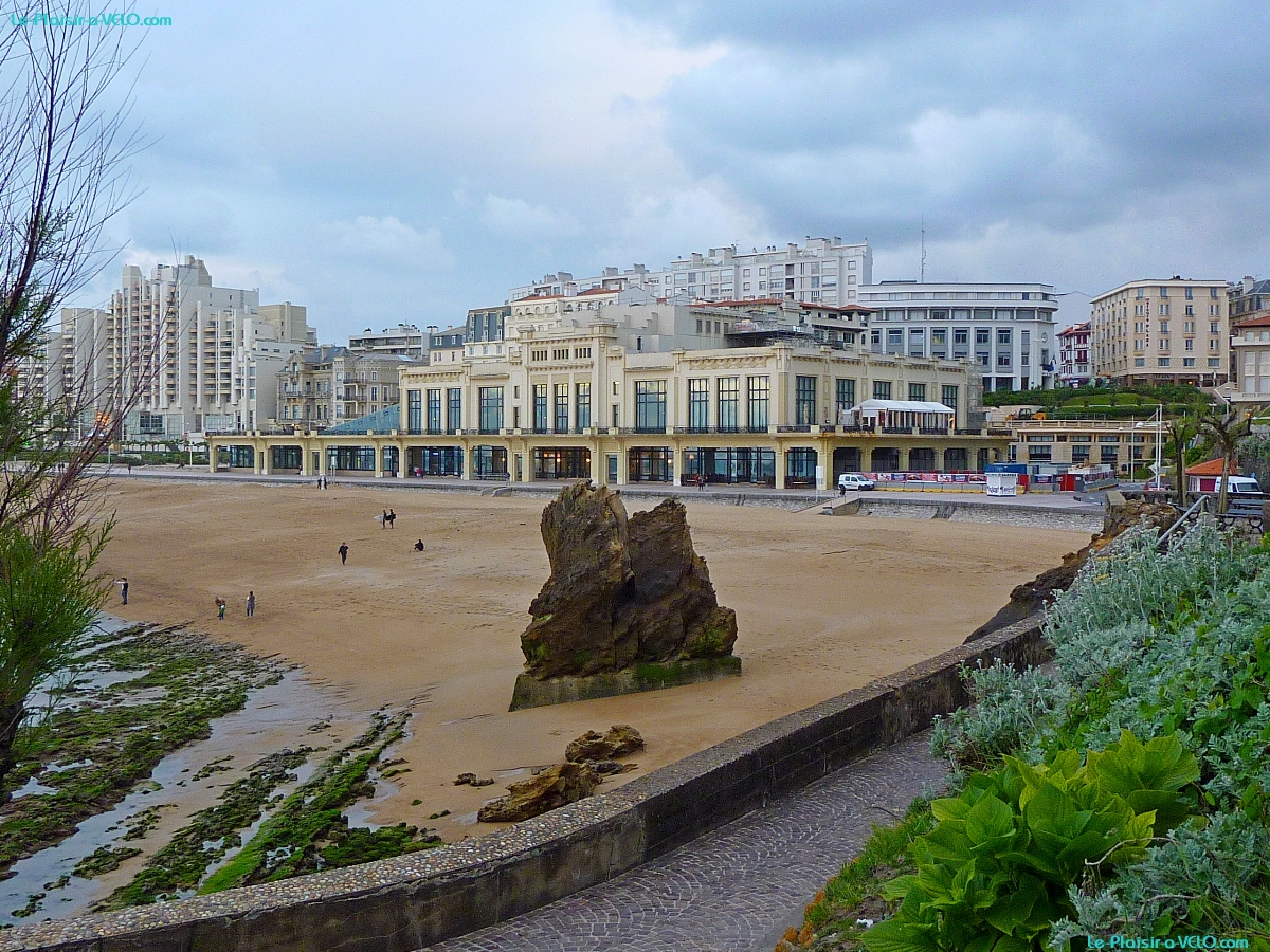 Biarritz - La Grande Plage et le Casino