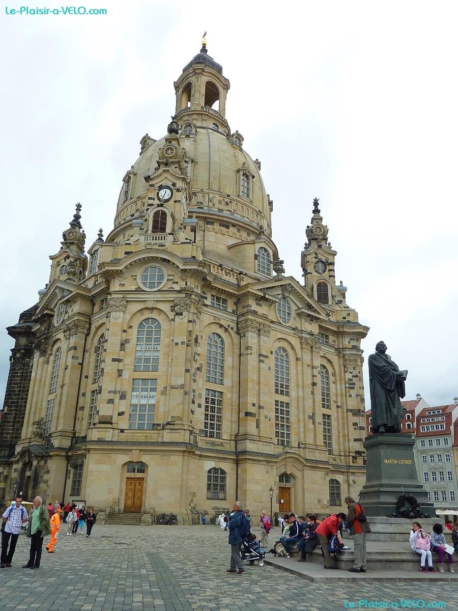 Dresden - Frauenkirche et Martin Luther Statue — â‘´ Frauenkirche — â‘µ Martin Luther Statue
