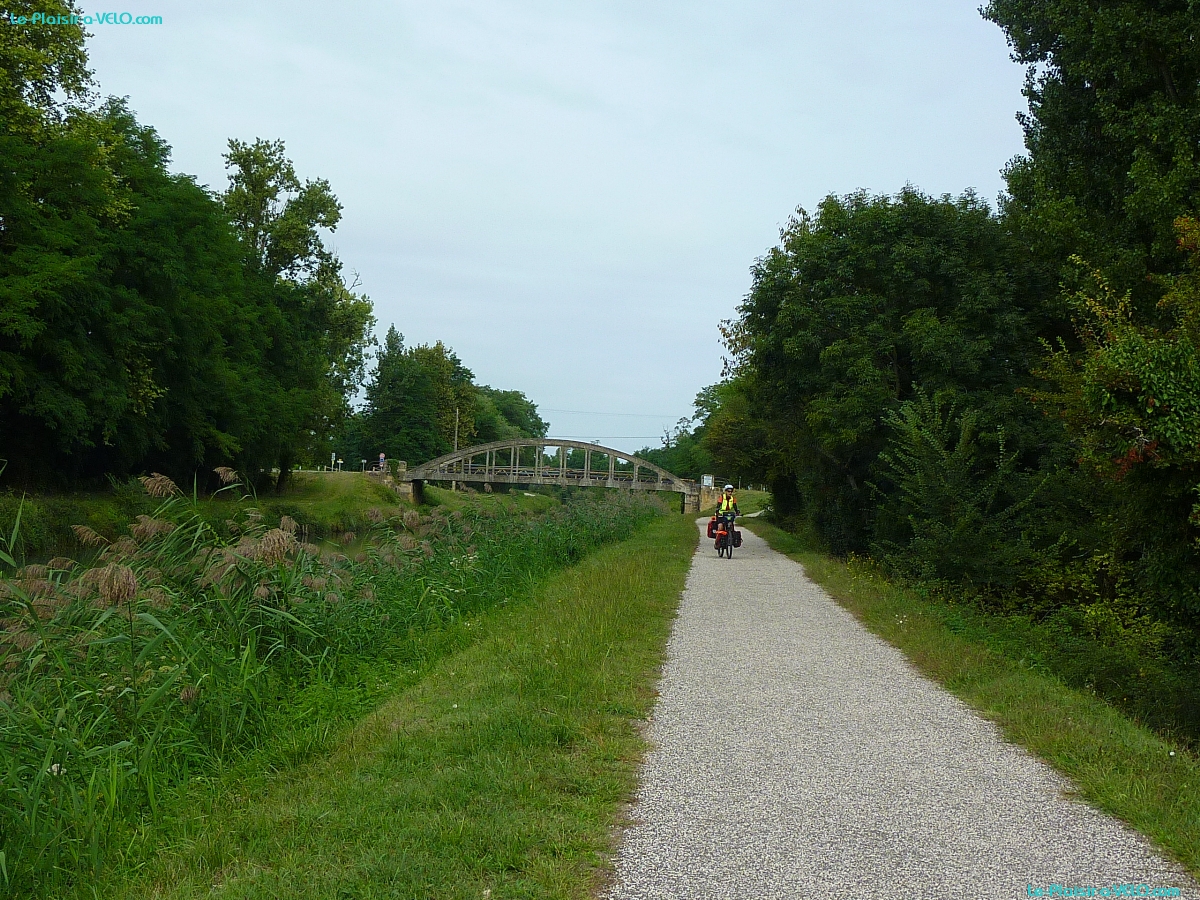 Fontet - Canal de Garonne - Pont de Tartifume