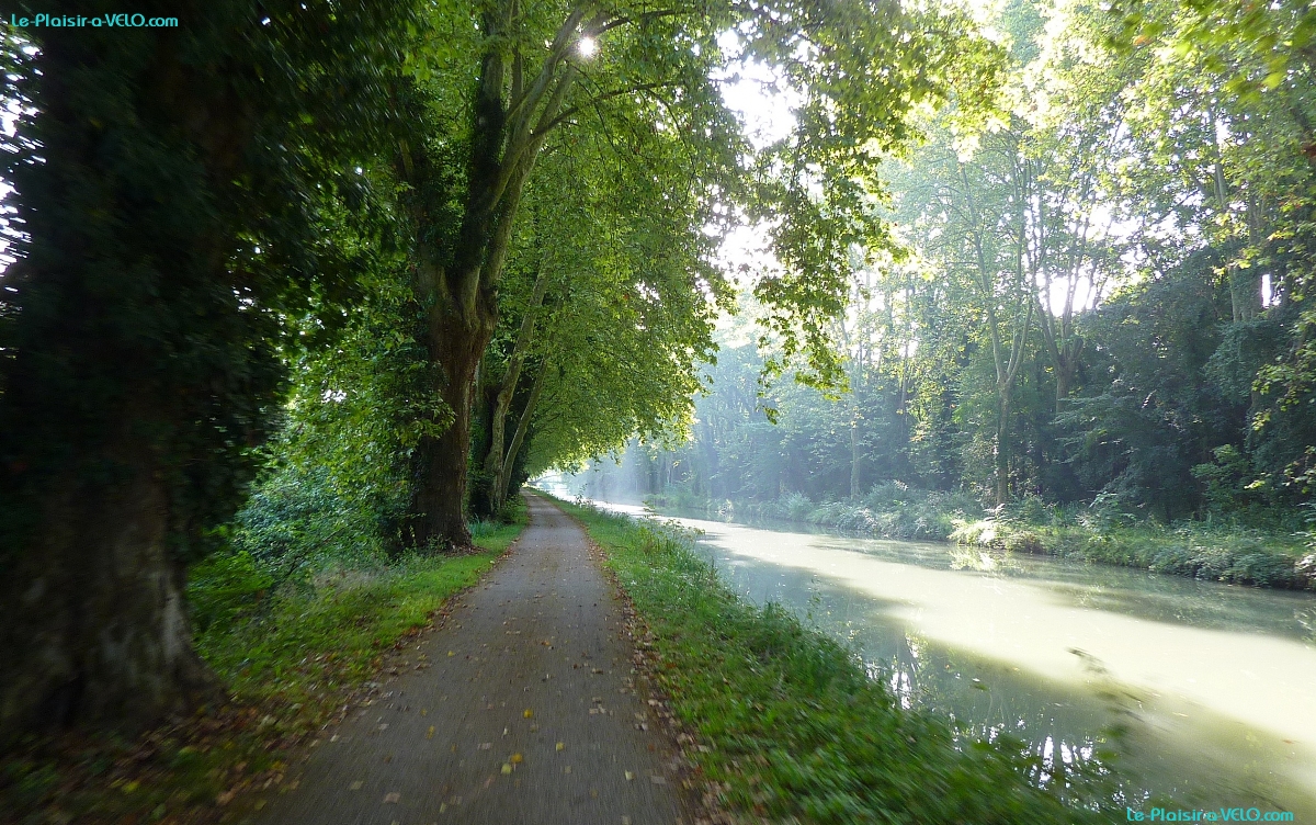 Canal de Garonne - prÃ¨s LagruÃ¨re
