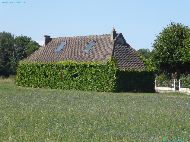 Saint-Pourçain-sur-Sioule - Maison végéto-masquée