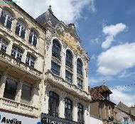Moulins