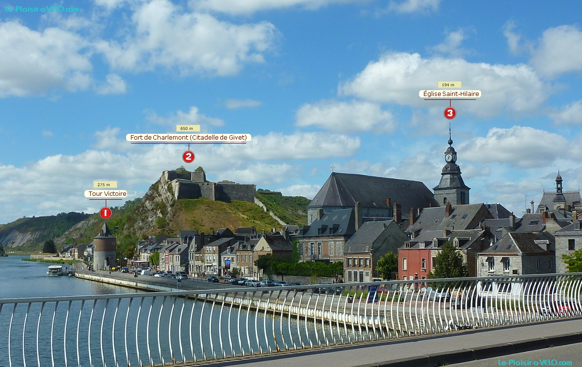 Tour Victoire - Fort de Charlemont (Citadelle de Givet) - Ã‰glise Saint-Hilaire (vue depuis le Pont des AmÃ©ricains — â‘´ Tour Victoire — â‘µ Fort de Charlemont (Citadelle de Givet) — â‘¶ Ã‰glise Saint-Hilaire