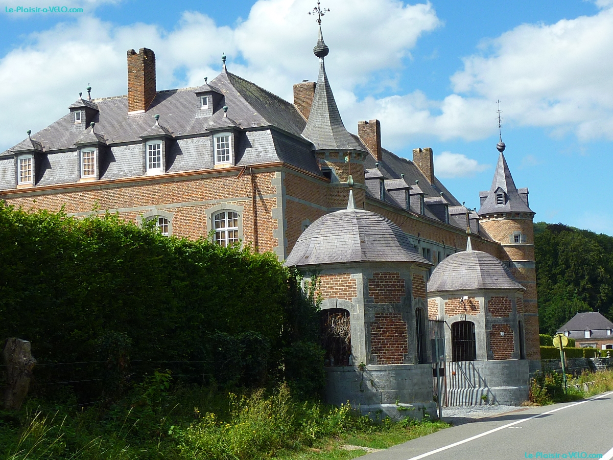Entre Wausort et Dinant - Château de Freyr