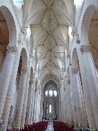 Église Saint-Pierre d'Airvault