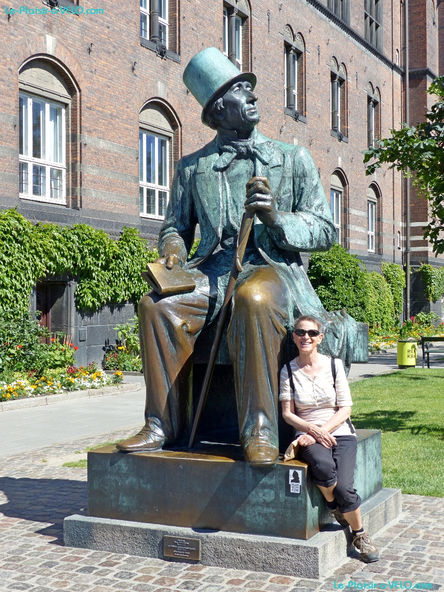 KÃ¸benhavn (Copenhague) - Hans Christian Andersen Statue